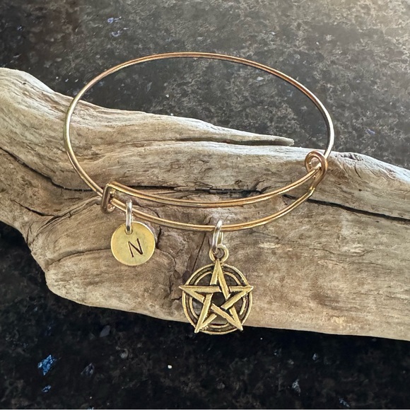 Jewelry - Adjustable Gold Tone Bracelet – ‘N’ Initial & Pentagram Charm